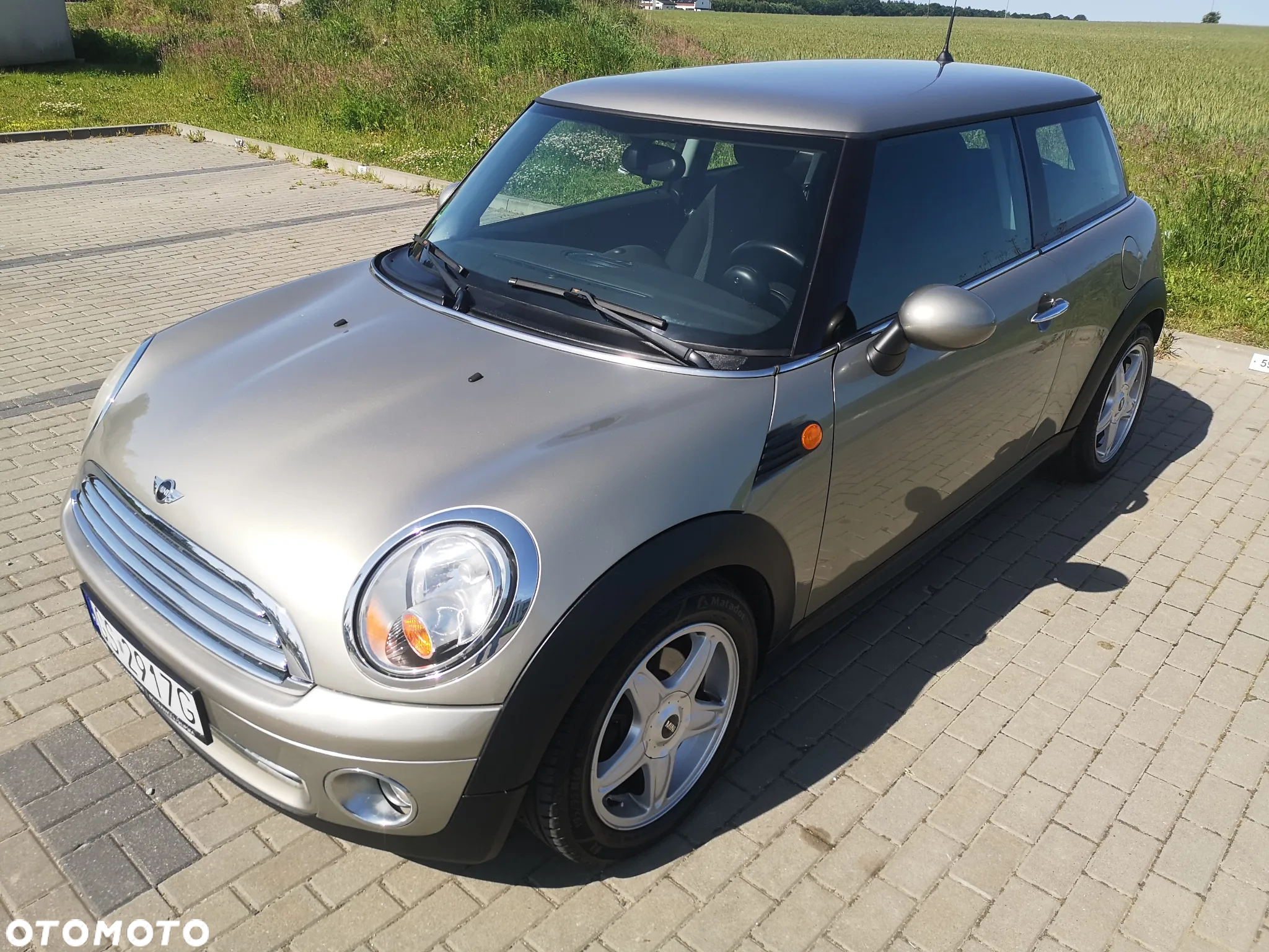 MINI Cooper Standard - 3