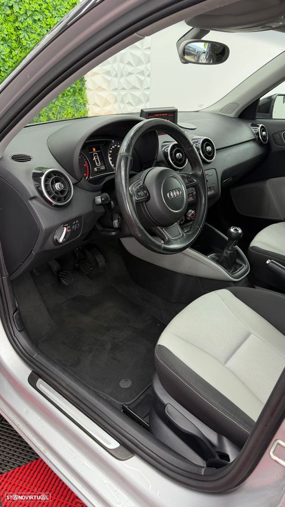 Audi A1 Sportback 1.6 TDI Attraction - 5