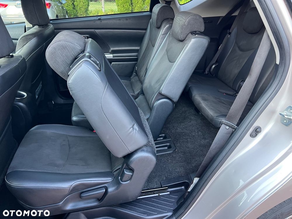 Toyota Prius+ (Hybrid) Comfort - 18