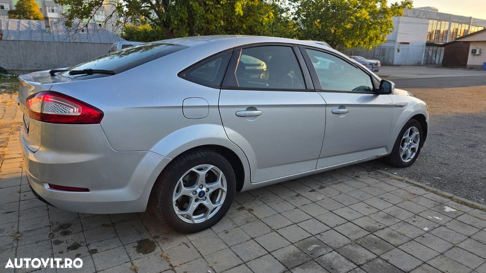 Ford Mondeo - 7