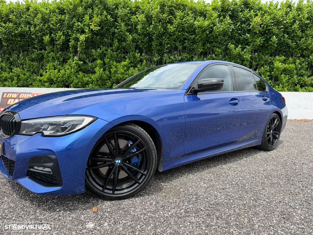 BMW 320 d Pack M Shadow Auto - 18