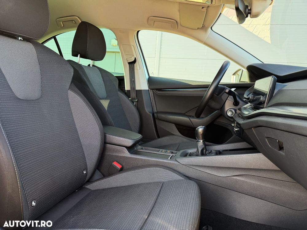 Skoda Octavia 1.5 TSI Ambition - 23