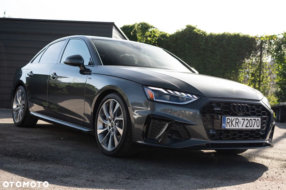 Audi A4 Limousine - 4