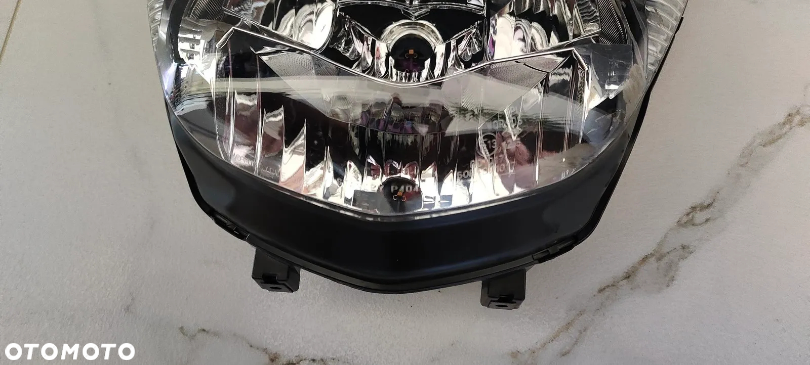 SUZUKI BANDIT 650 1250 LAMPA PRZÓD REFLEKTOR - 3