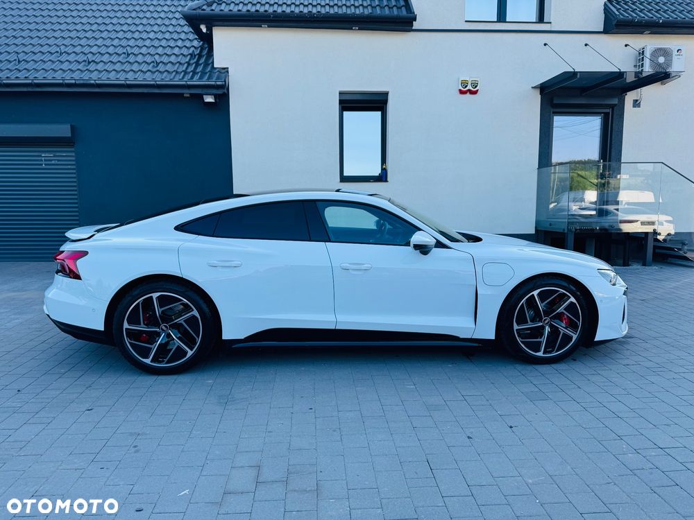 Audi e-tron GT 105kWh S Launch Edition Quattro - 13