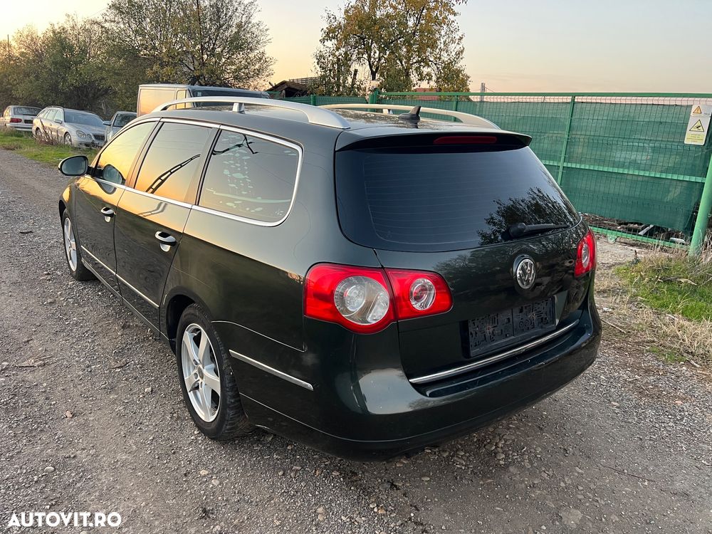 Volkswagen Passat Variant 2.0 TDI Highline Aut - 4