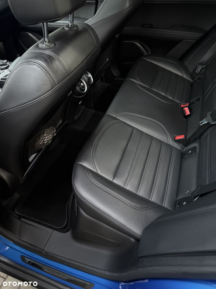 Alfa Romeo Stelvio 2.0 Turbo Veloce Q4 - 7