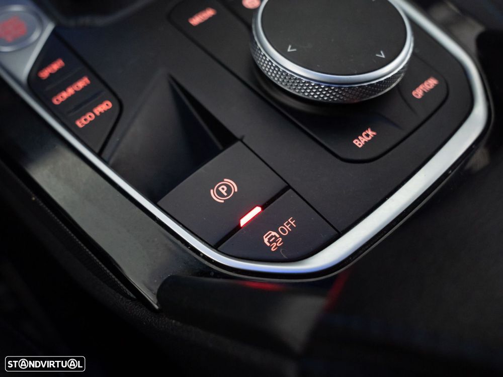 BMW 116 d Corporate Edition M - 24