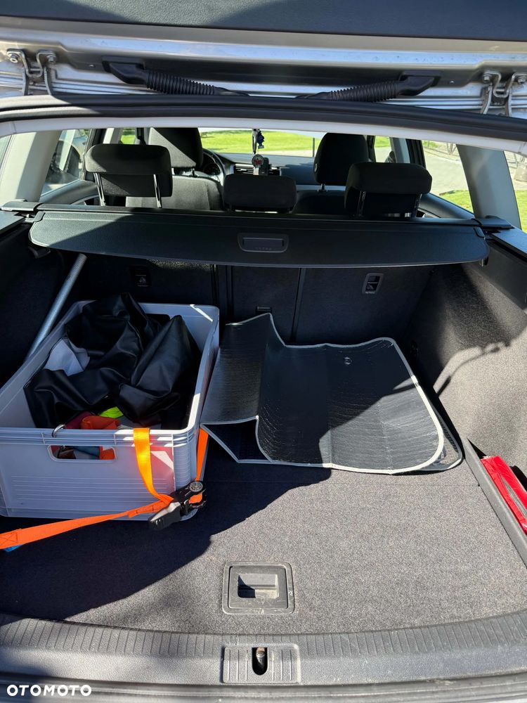 Volkswagen Golf - 29