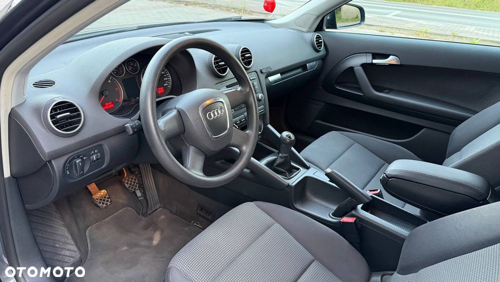 Audi A3 3-drzwiowe 1.9 TDI DPF Ambiente - 16
