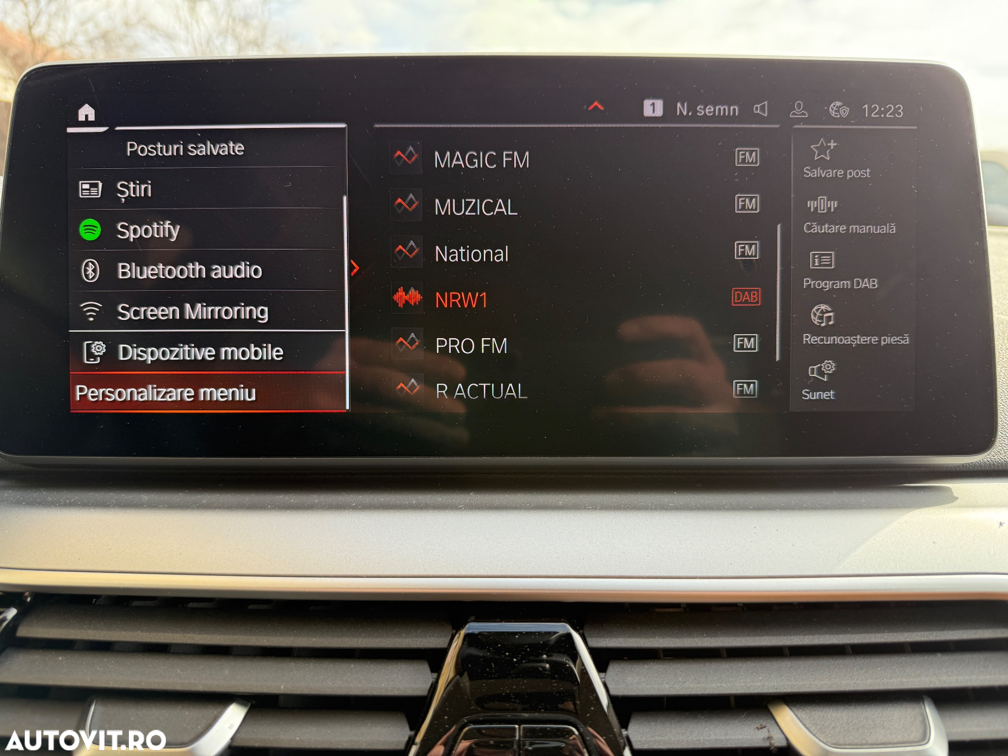 BMW Seria 5 520d Aut. Sport Line - 24