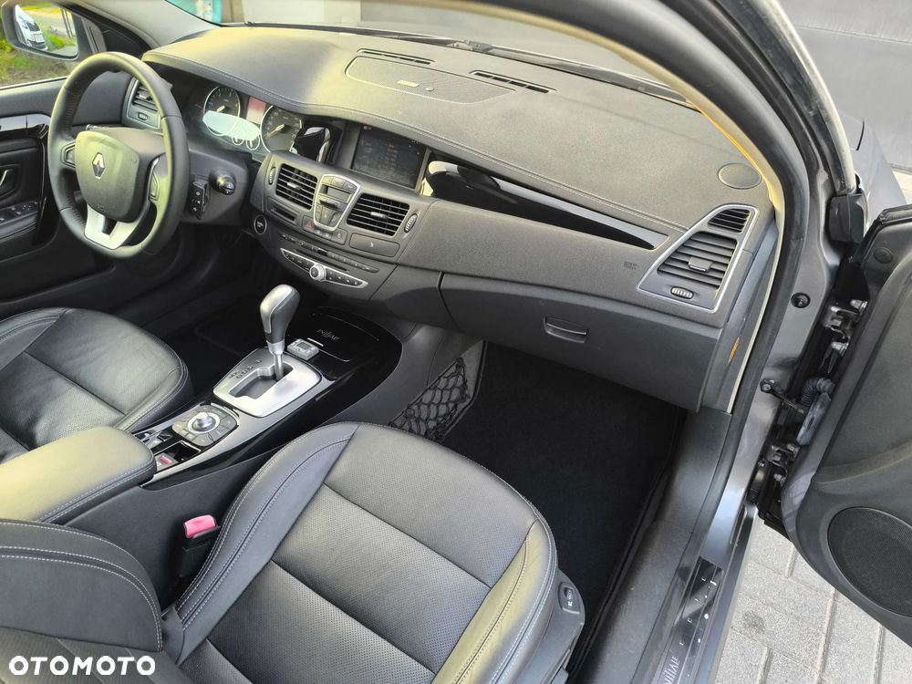 Renault Laguna 2.0 dCi Initiale - 28