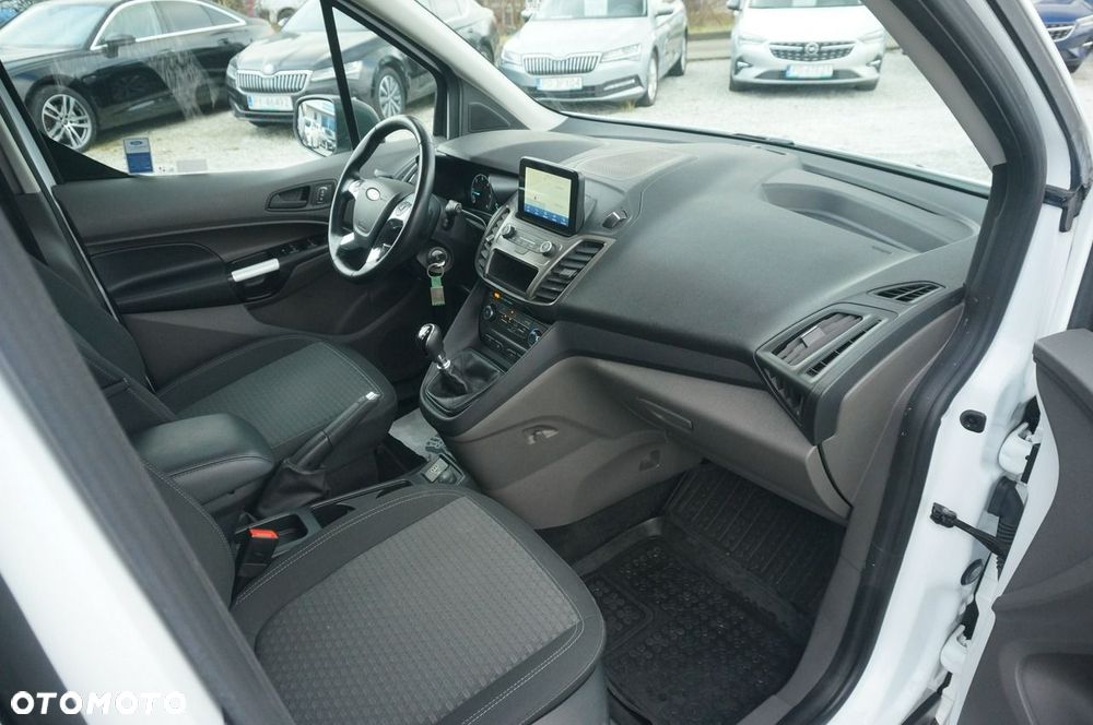 Ford Transit Connect - 26