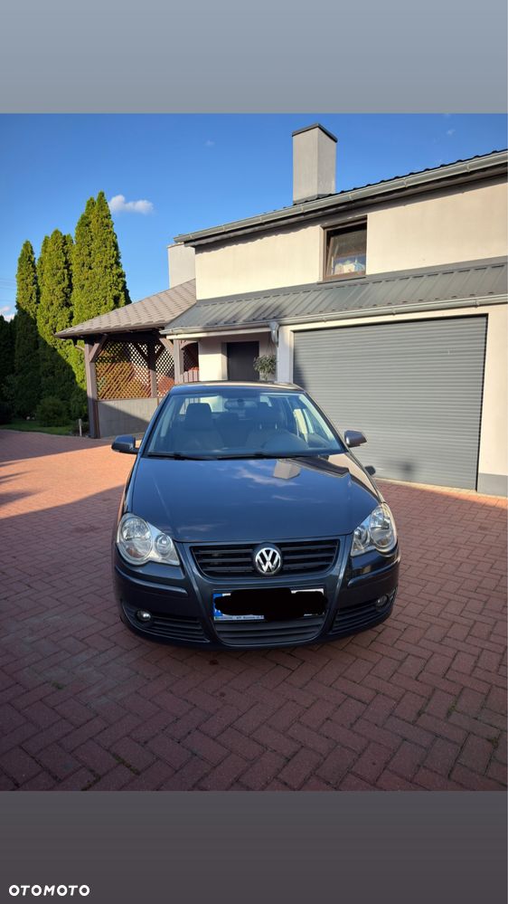 Volkswagen Polo - 2