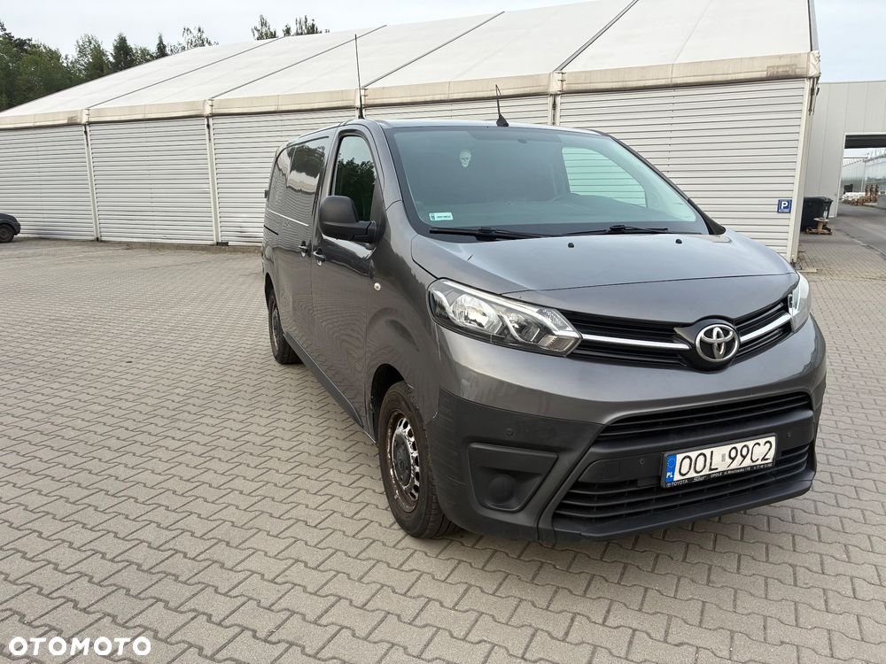 Toyota Proace - 1