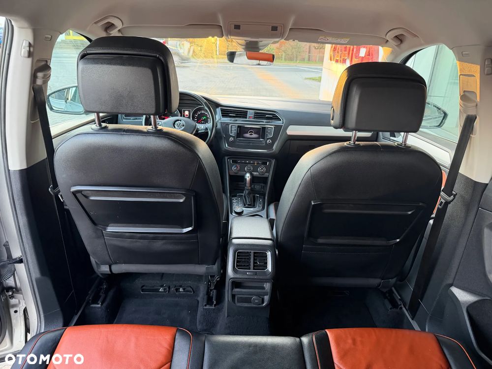 Volkswagen Tiguan 2.0 TDI SCR 4MOTION BlueMotion Technology DSG Lounge Sport & Style - 17