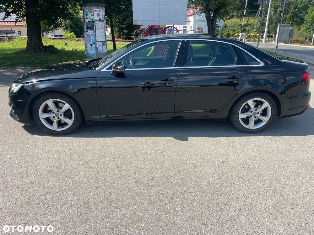 Audi A4 Limousine 35 TFSI advanced - 2