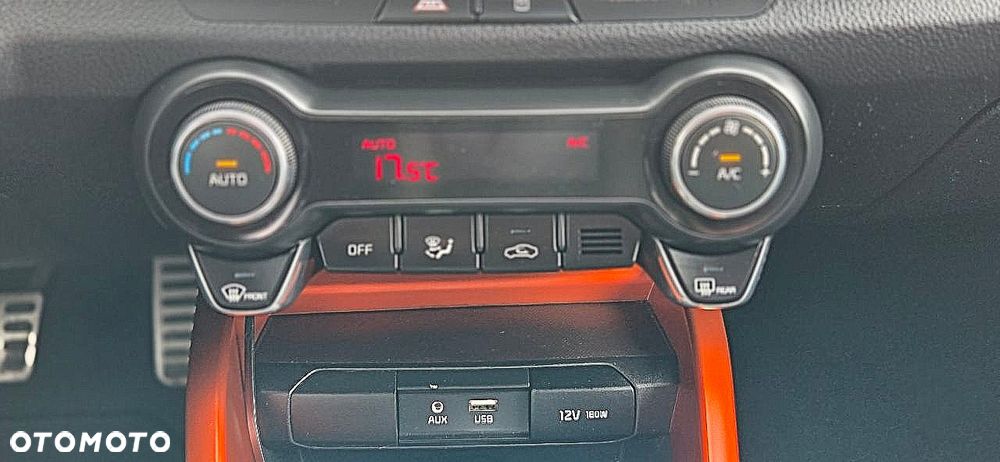 Kia Stonic 1.6 CRDi Platinum Edition - 27