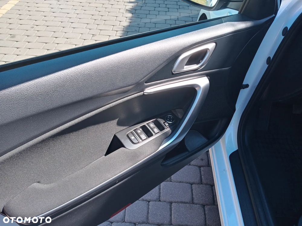 Kia Ceed 1.5 T-GDI M - 13