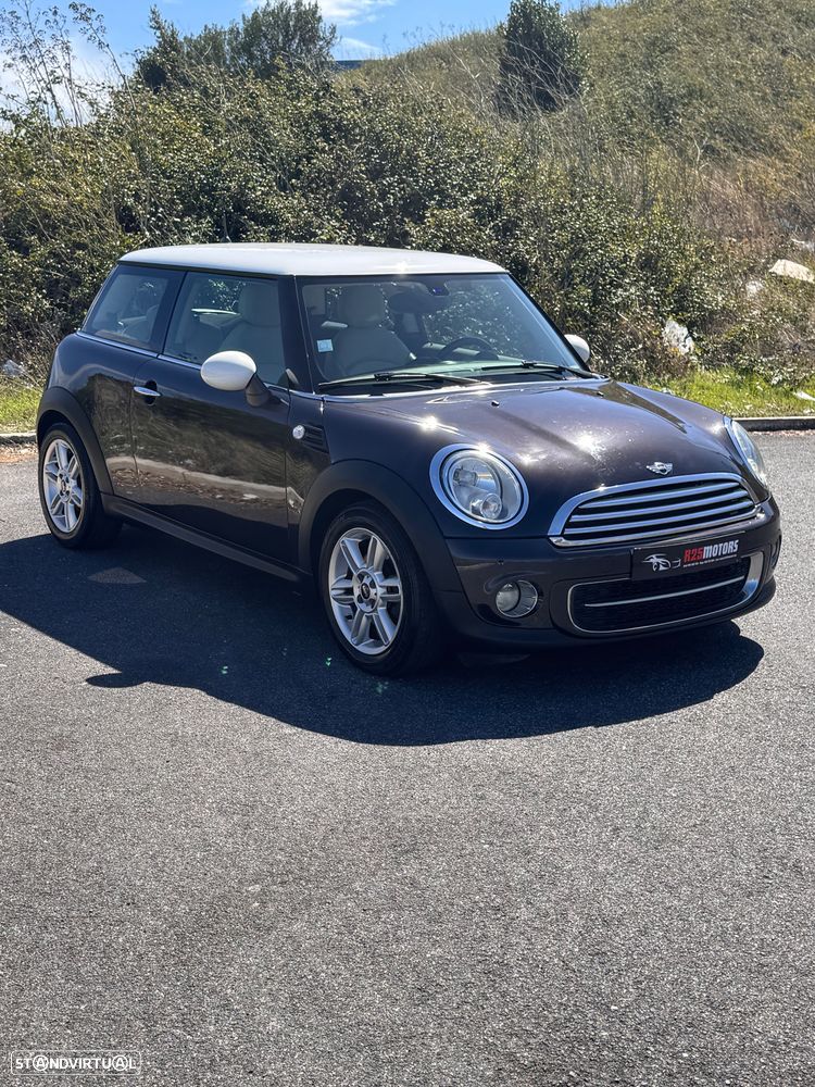 MINI 3 Portas Cooper D - 1