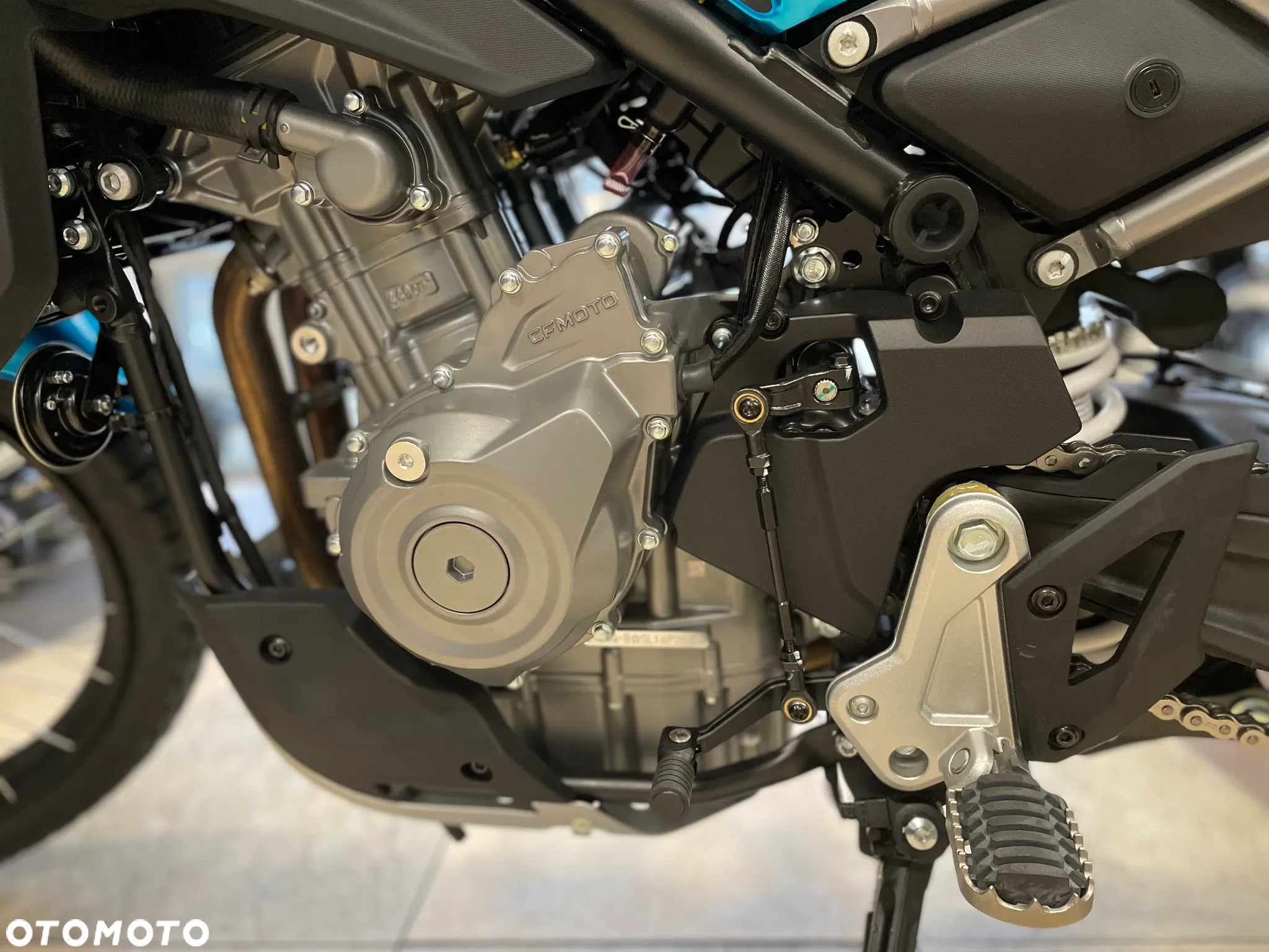 CFMoto MT