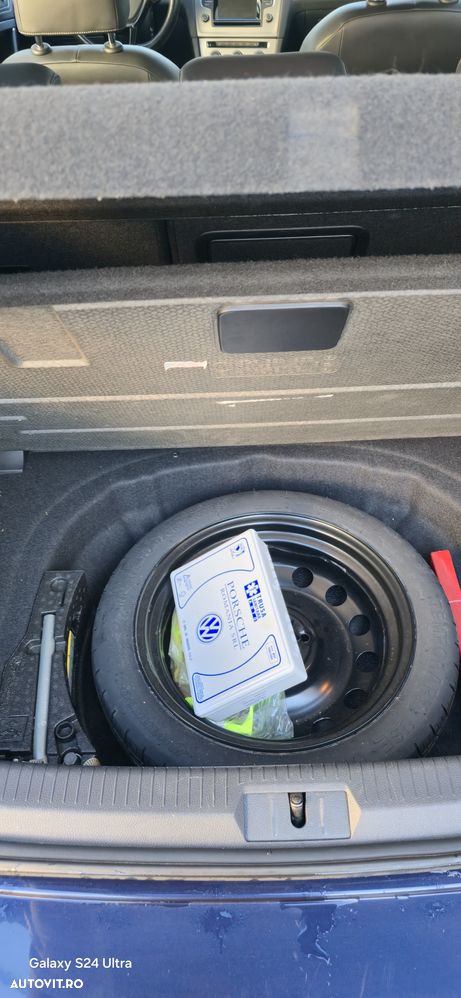 Volkswagen Golf 1.6 TDI DPF 4M BMT Comfortline - 19