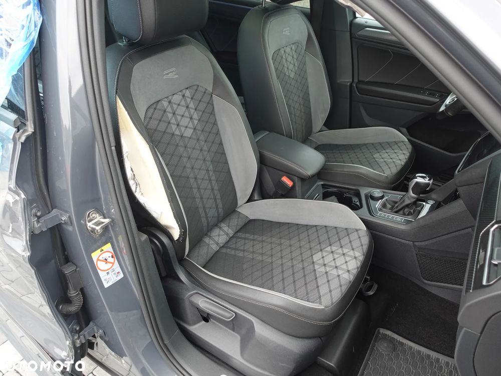 Volkswagen Tiguan 2.0 TDI SCR 4MotION DSG R-Line - 12