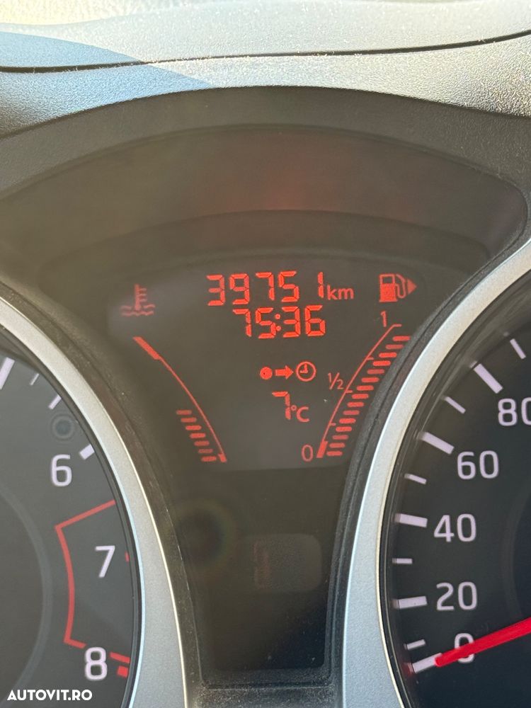 Nissan Juke - 7