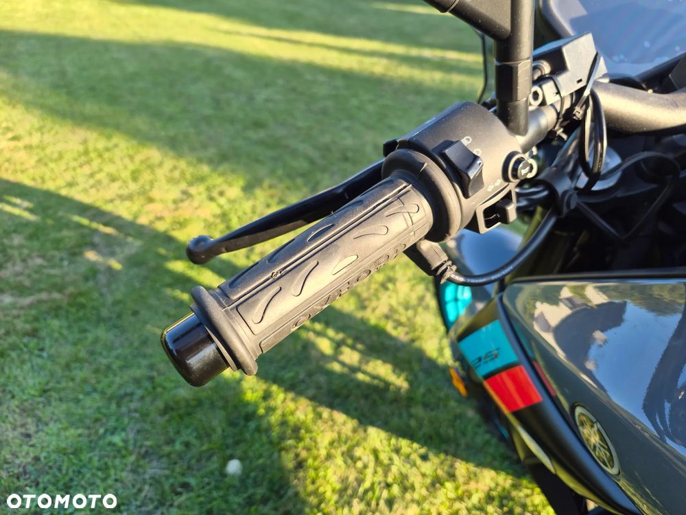Yamaha MT - 21