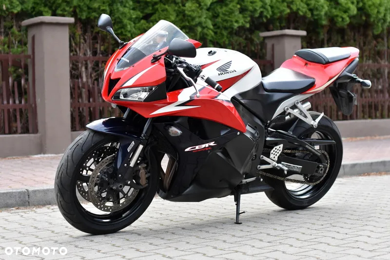 Honda CBR - 19