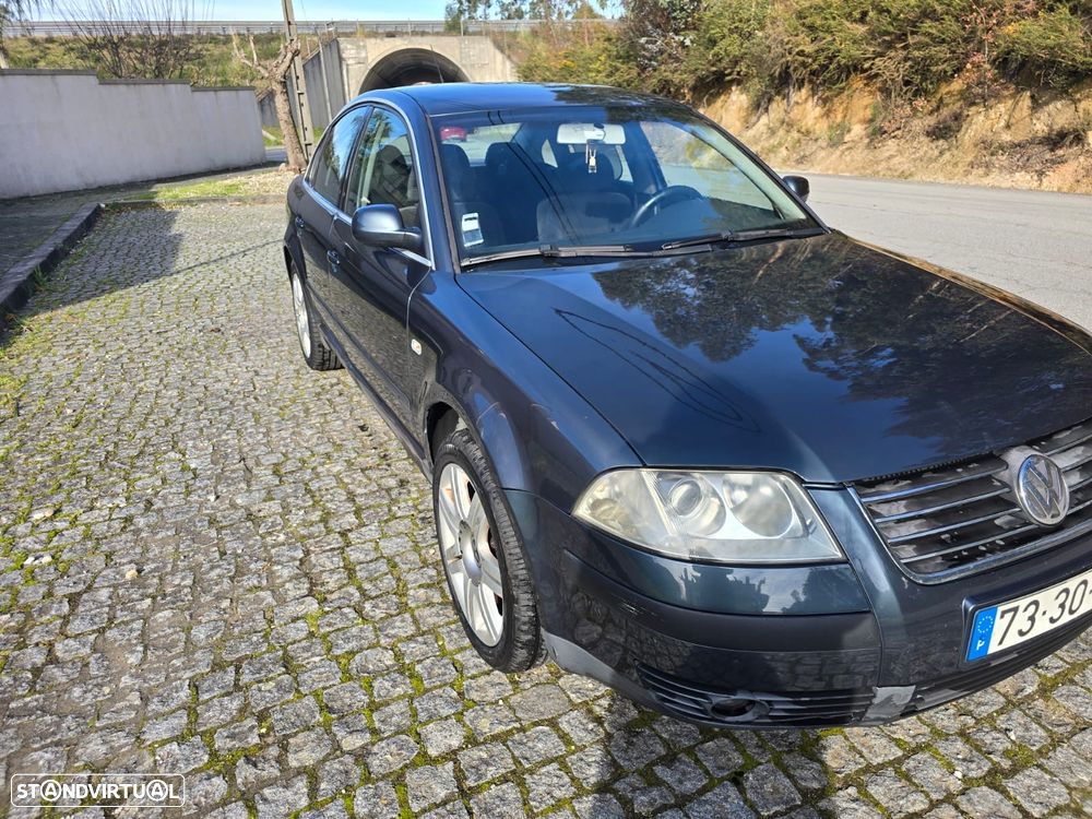 VW Passat 1.9 TDi Highline - 7