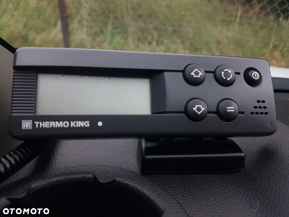 Renault MASTER 8EP CHŁODNIA MROŹNIA 4,24x2,13x2,05 IZOTERMA AGREGAT THERMO KING V-500 MAX GRZANIE KLIMA KRAJOWY - 33