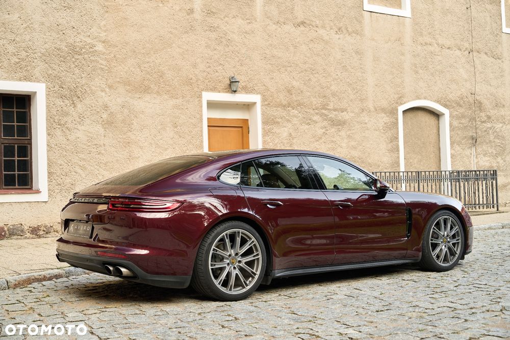 Porsche Panamera 4S - 15
