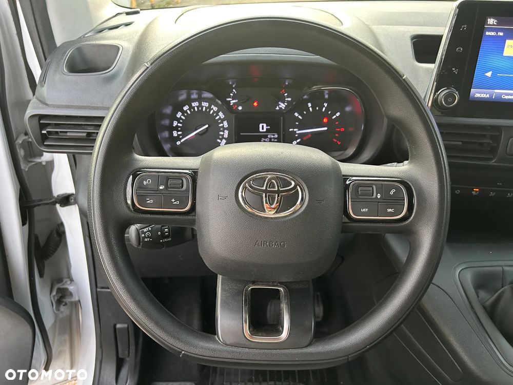 Toyota Proace City - 26