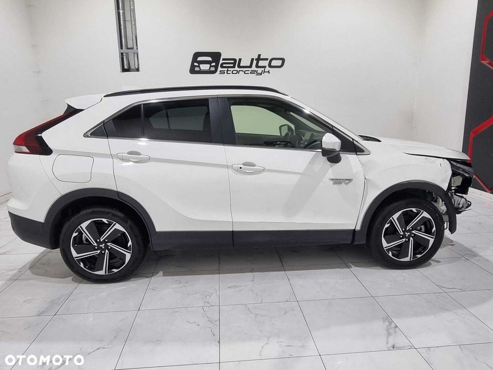 Mitsubishi Eclipse Cross - 13