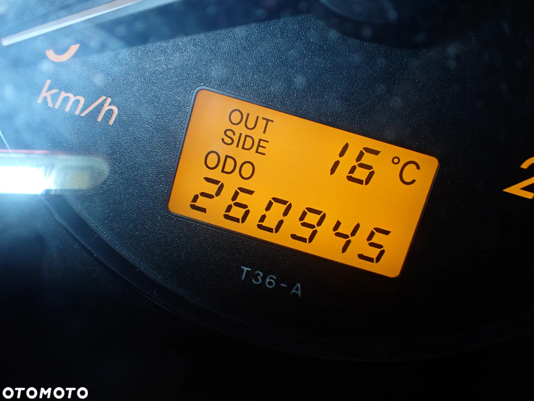 CZĘŚCI - Toyota Avensis II T25 1,8 16V 1ZZ-FE 129KM KOMBI 5B LAKIER 1C0 2004r. INDEX - 9093 - 14