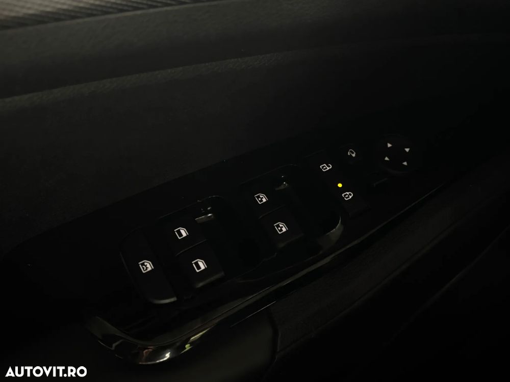 Kia Sportage 1.6 T-GDI HEV 6AT 4x2 Style - 21