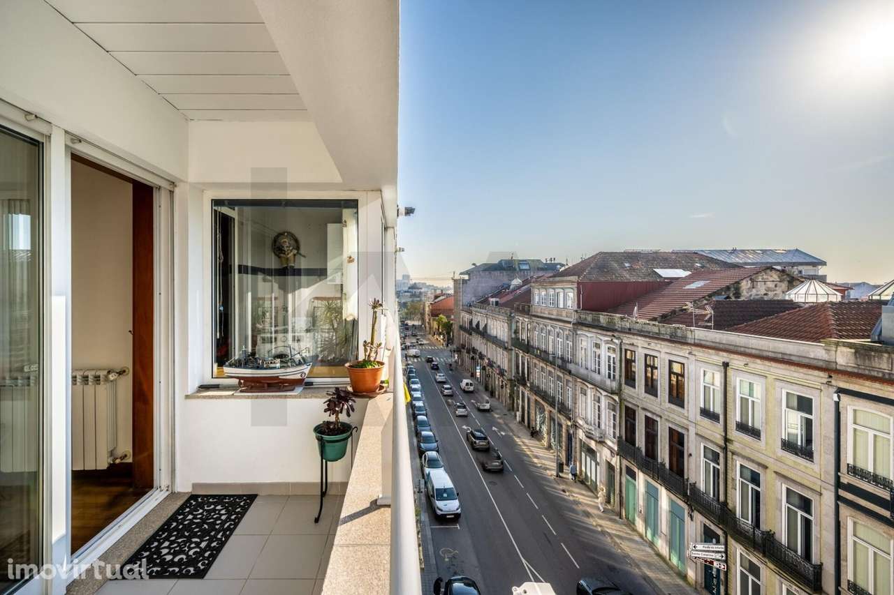 Arrendamento T1 Evolutivo — mobilado e com varanda — Rua Duque Loulé — - Grande imagem: 3/16