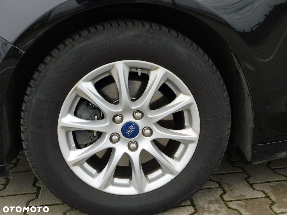 Ford Mondeo 2.0 Hybrid Titanium - 26