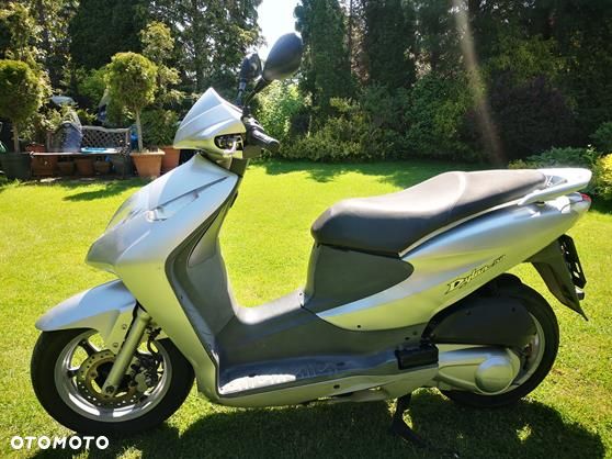 Honda Dylan - 10