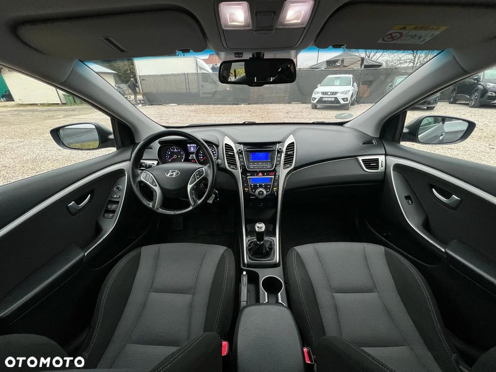 Hyundai i30 blue 1.6 GDI Trend - 4