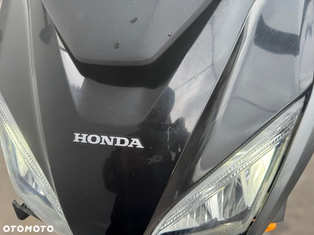 Honda NSS - 16