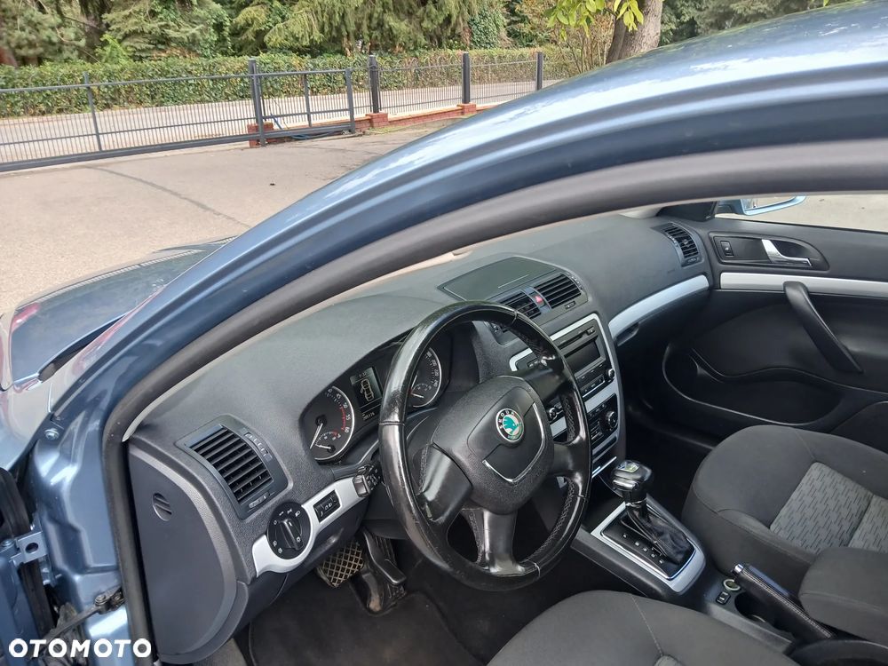Skoda Octavia 2.0 TDI DPF DSG Elegance - 11