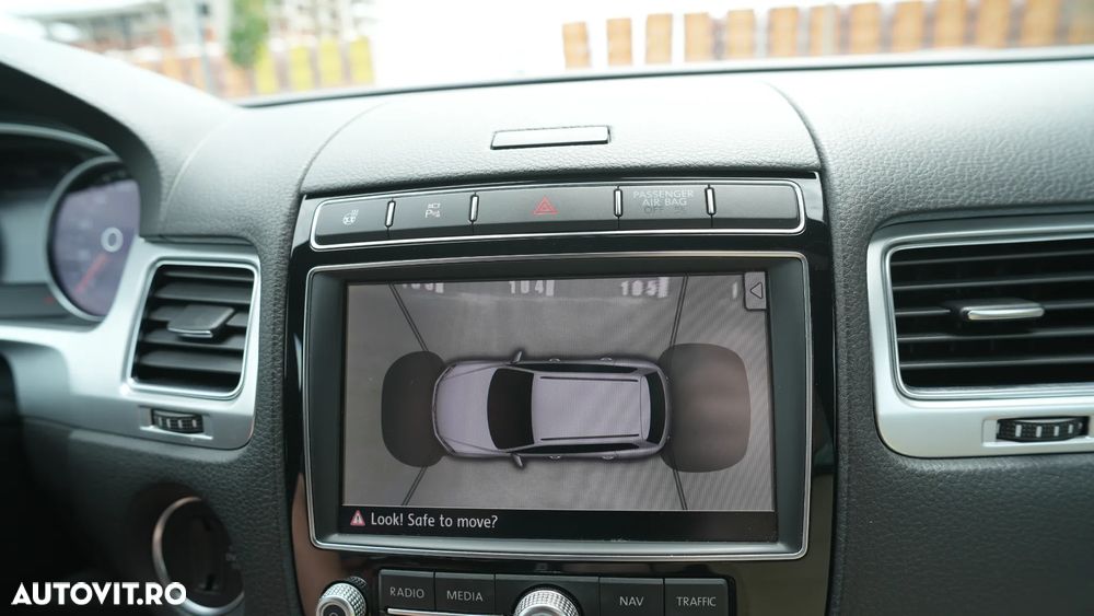 Volkswagen Touareg - 29