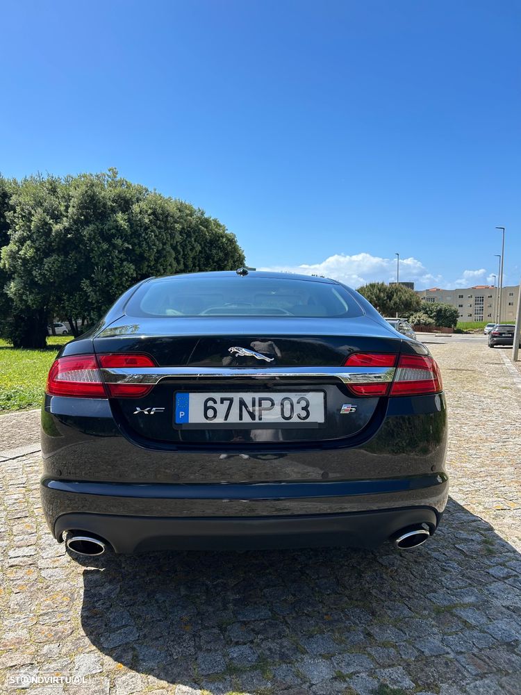 Jaguar XF 3.0 V6 S - 3