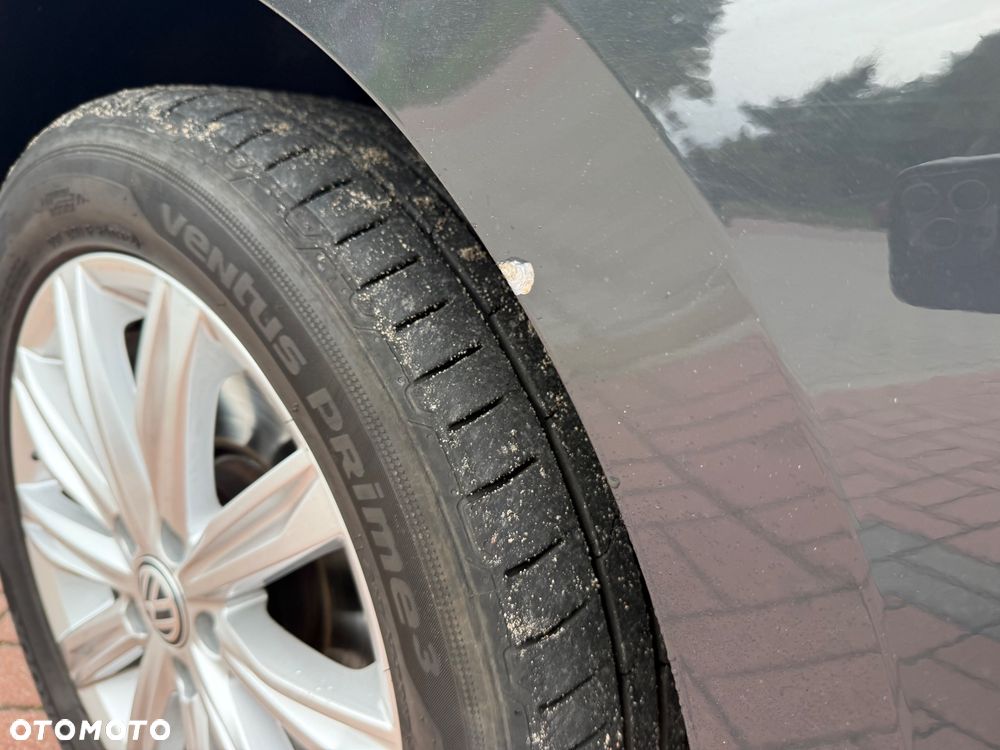 Volkswagen Touran 1.4 TSI BMT Highline - 4