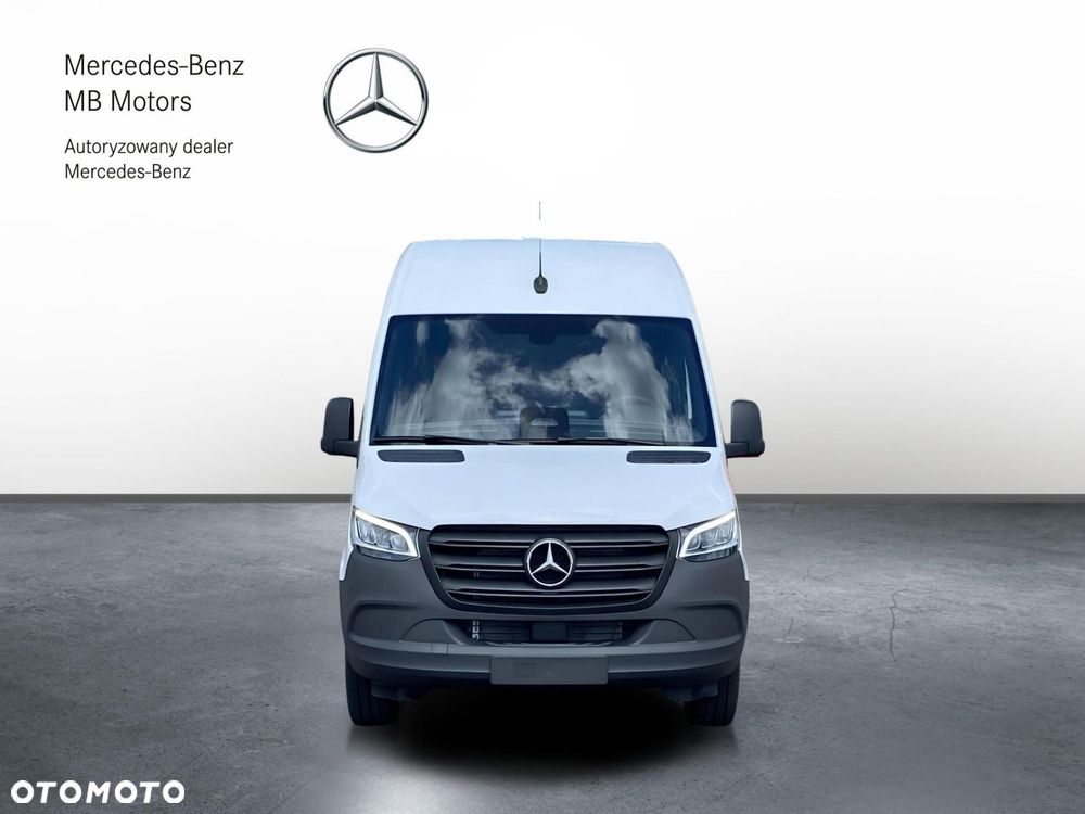 Mercedes-Benz Sprinter - 9