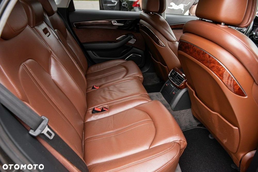 Audi A8 4.2 TDI Quattro - 8
