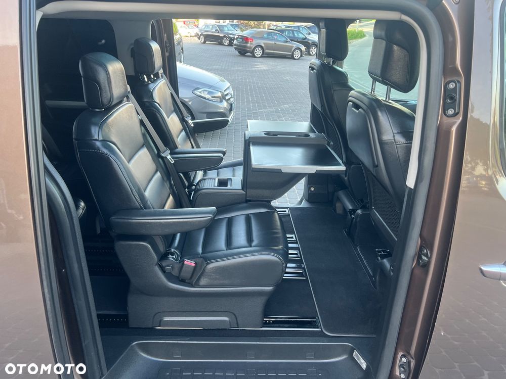 Peugeot Traveller L3 2.0 EAT8 Business VIP - 21