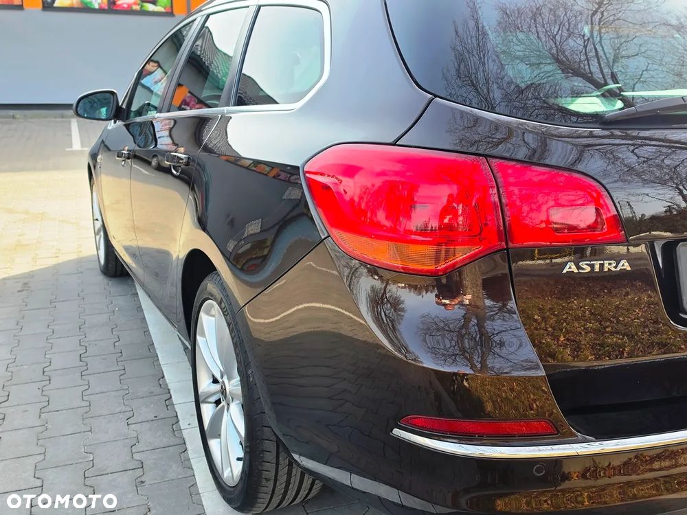 Opel Astra 1.4 Turbo ENERGY - 11